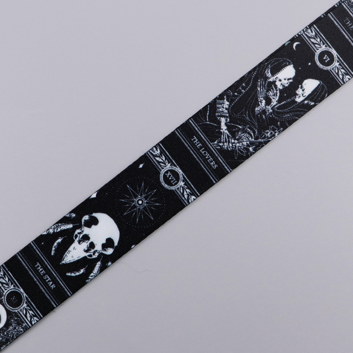 タロットテーマのスカルストラップカードホルダー学生証ストラッ - Lanyard Badge Holder のレビューと価格