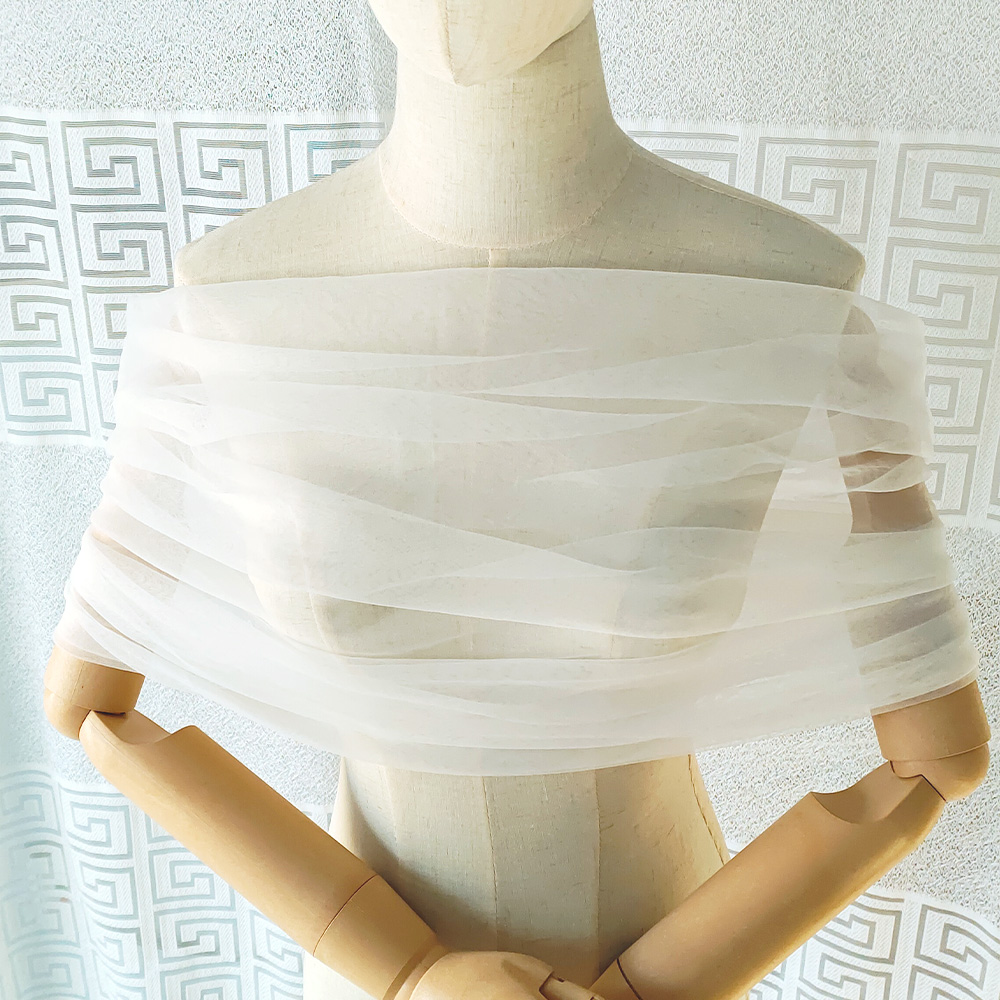 女性プリーツチュールシアーラップウェディングブライダルオフシ - Stole Wedding Shawl のレビューと価格